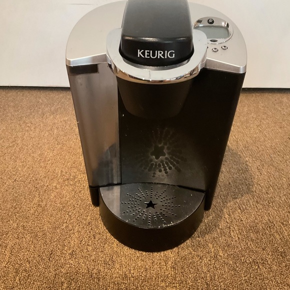 Keurig machine - Picture 3 of 3